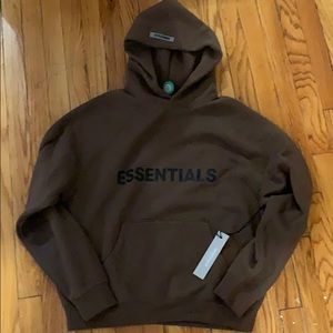 Essential sweatshirt